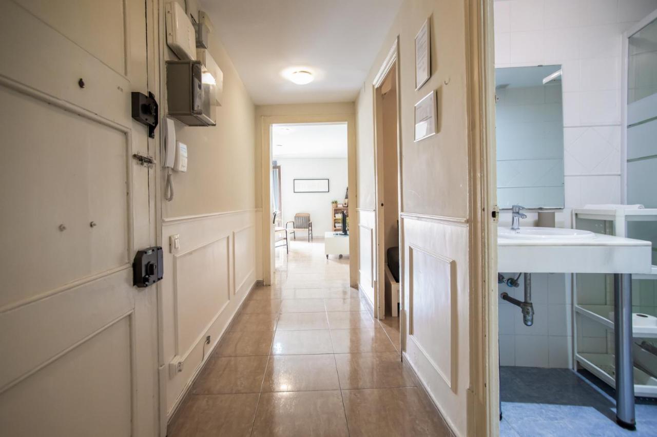 ברצלונה 42Man1018 Centrally Located Flat In Sant Antoni מראה חיצוני תמונה